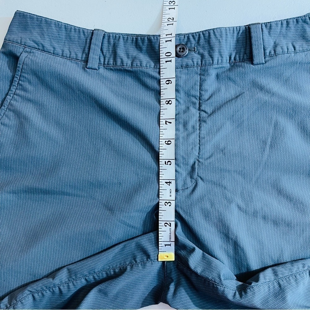 Under Armour Activewear High Rise Athletic Golf Shorts Men Size 34 Gray Pockets - Picture 7 of 9